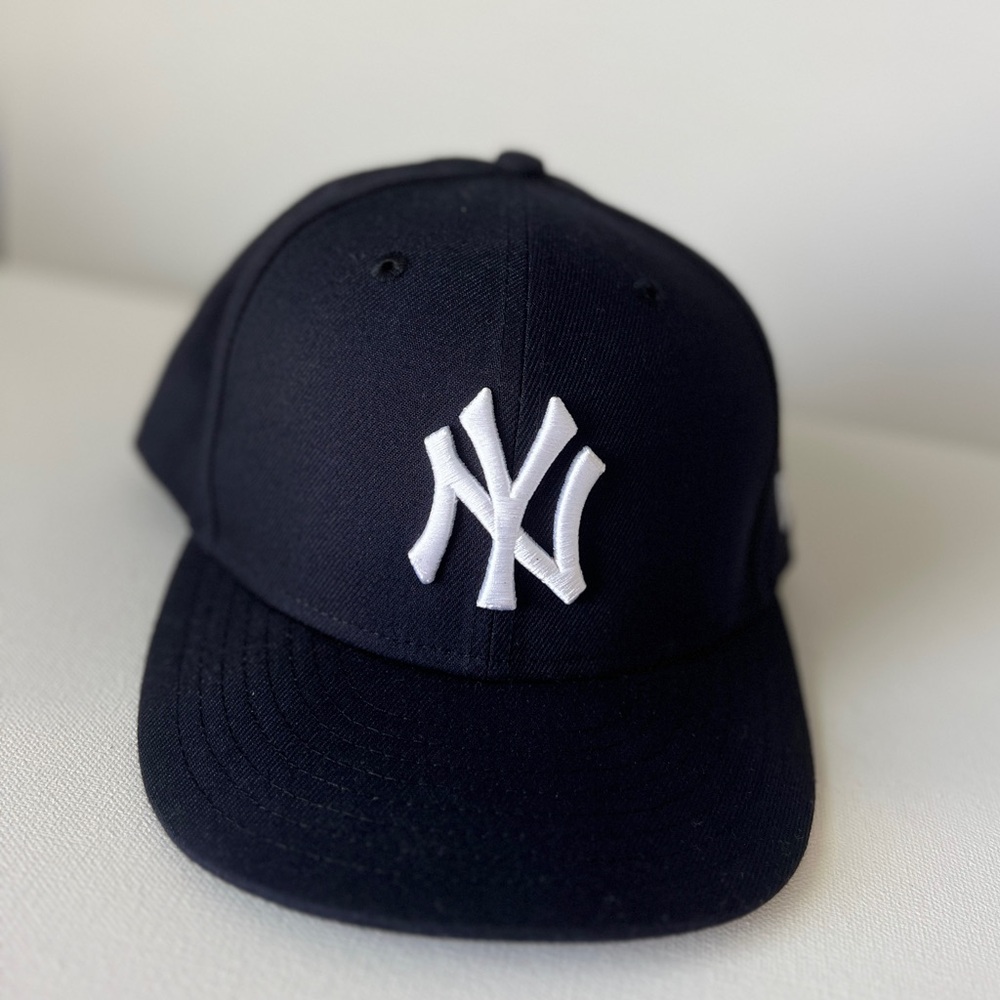New York Yankees New Era 59FIFTY Men's Fitted Cap Hat - Size: 7 1/4